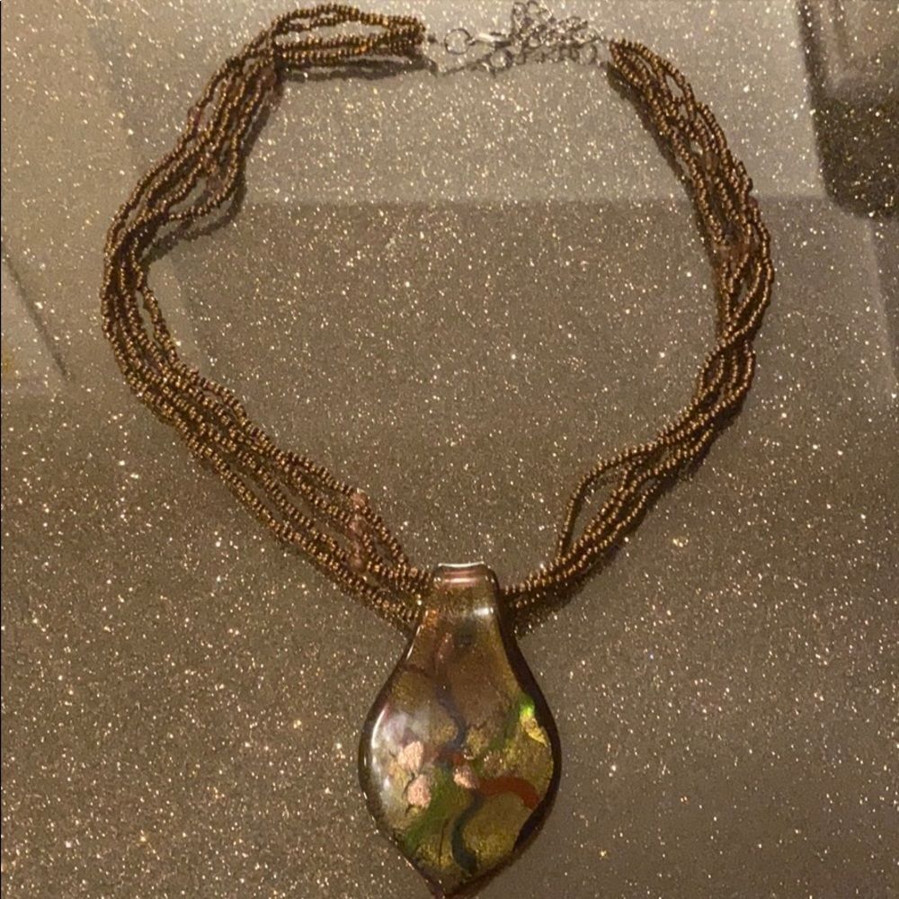 Excellent condition glass beaded necklace